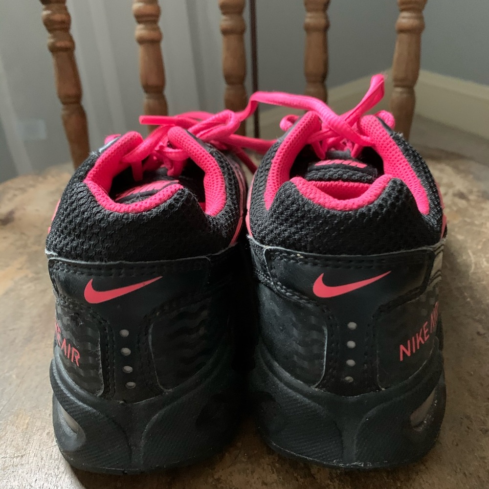 Nike running sneakers - Picture 2 of 5